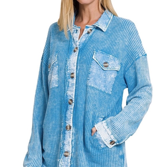 Zenana Mixed Media Acid Wash Burnt Blue Cotton Shacket Textured Button Up New - Picture 2 of 5